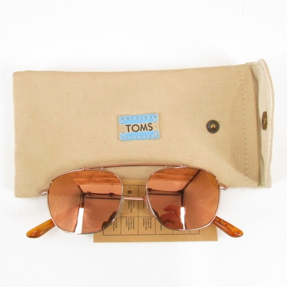 TOMS Riley 53mm Navigator Sunglasses and Case